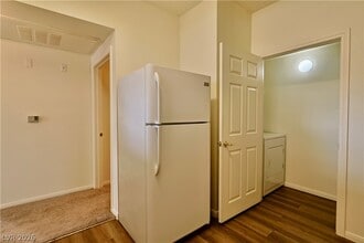 Building Photo - 6955 N Durango Dr