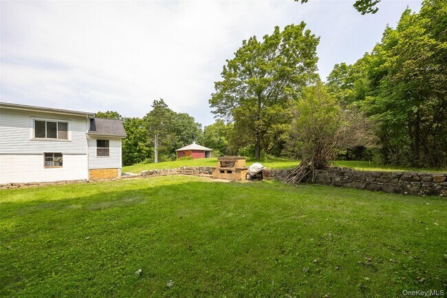 Building Photo - 216 Hobbs Ln