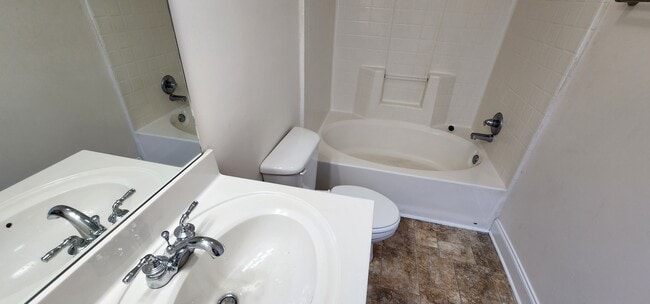 Baño - 122 Crown Point Dr