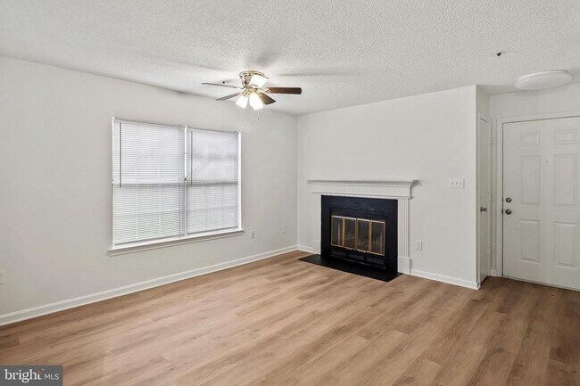 Foto del edificio - 15839 Easthaven Ct