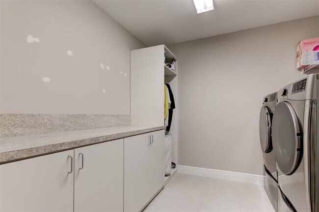 Building Photo - 13118 Jeter Creek Dr