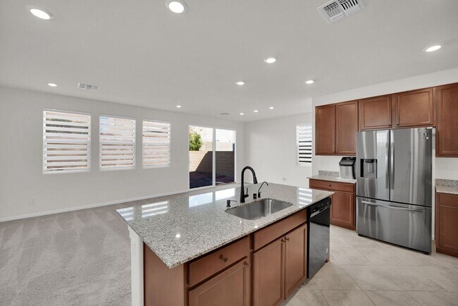 Foto del edificio - Modern Living in a Gated Community | Solar + EV Ready