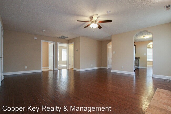 Foto del edificio - 3 br, 2 bath House - 1030 Hendricks Court