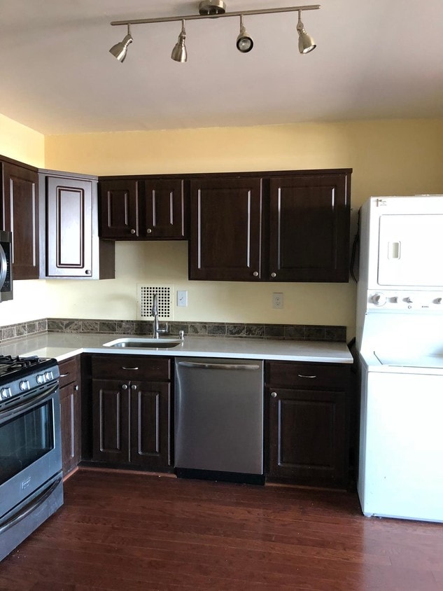 3701 S Mason Dr, Bailey's Crossroads, VA 22041 Condo for Rent