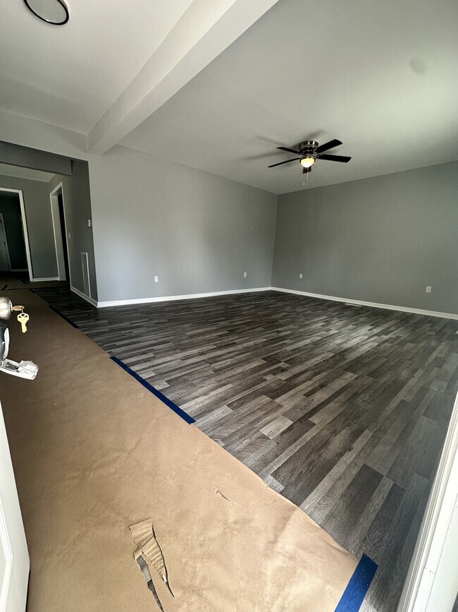 Foto del edificio - 208 E 17th St