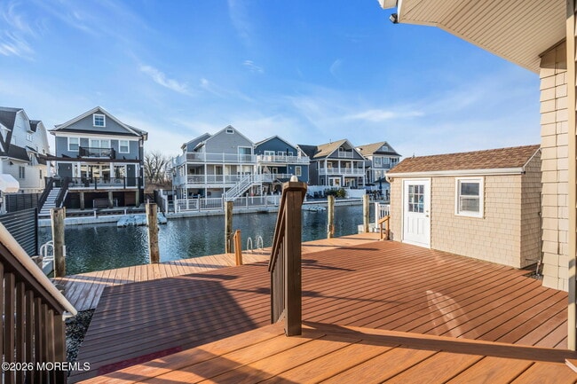 Foto del edificio - 475 Long Ave