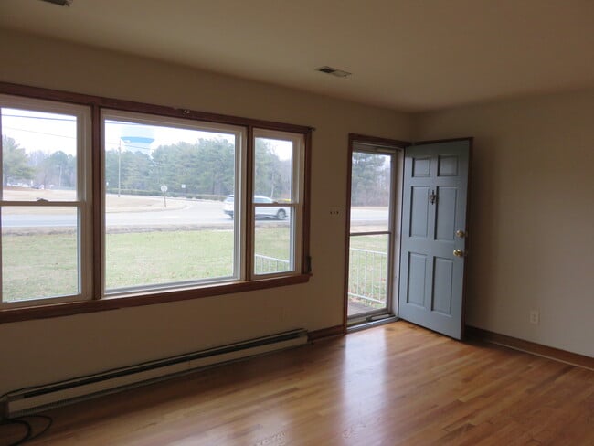 Foto del edificio - 6729 Cold Harbor Rd