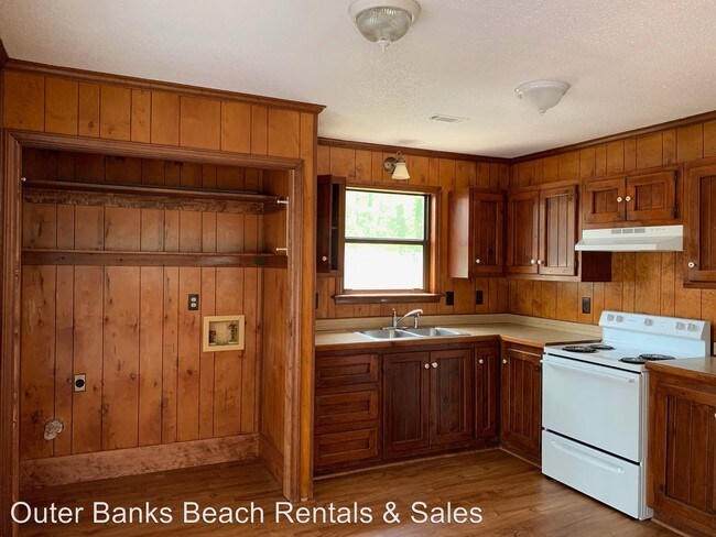 Building Photo - 2 br, 1 bath House - 1422 Hill St South Unit
