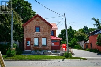 Building Photo - 39 Main St W