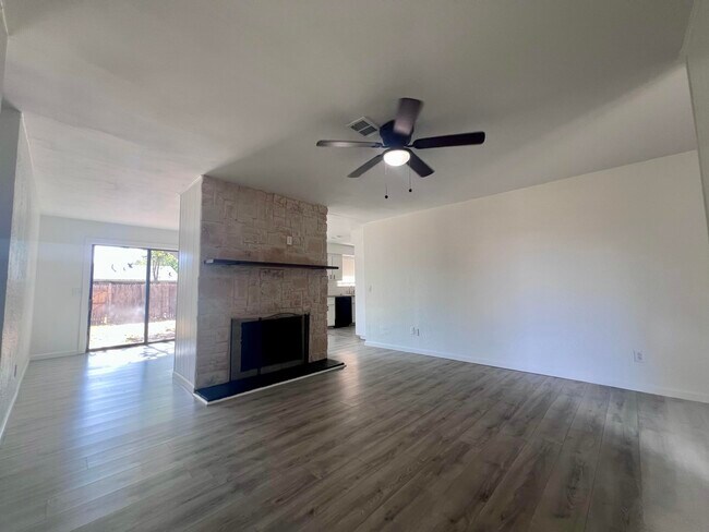 Building Photo - 8216 Elkridge Ave