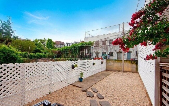Building Photo - Boerum Hill-Renovated 1 Bedroom w/private ...