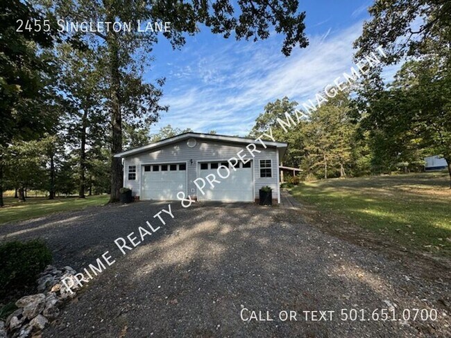 Foto del edificio - 2455 Singleton Ln