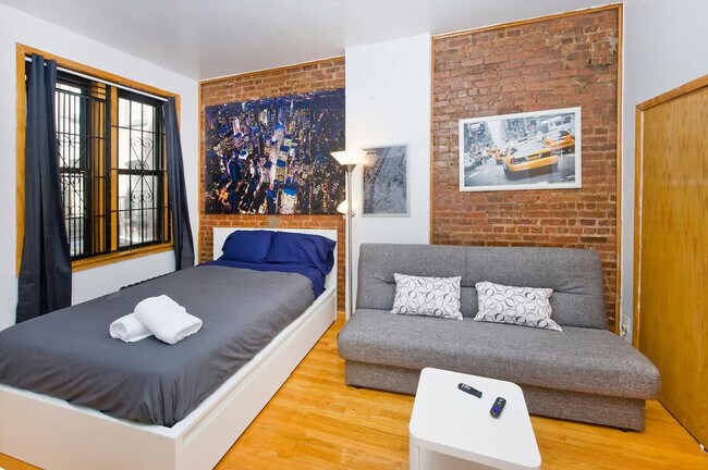 Foto del edificio - 135 E 94th St