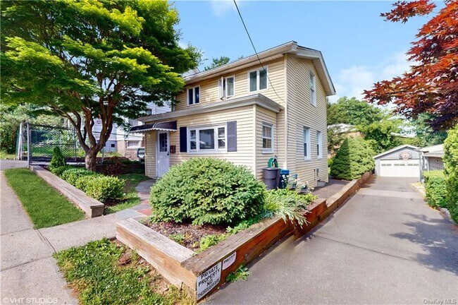 Foto del edificio - 18 S Washington Ave