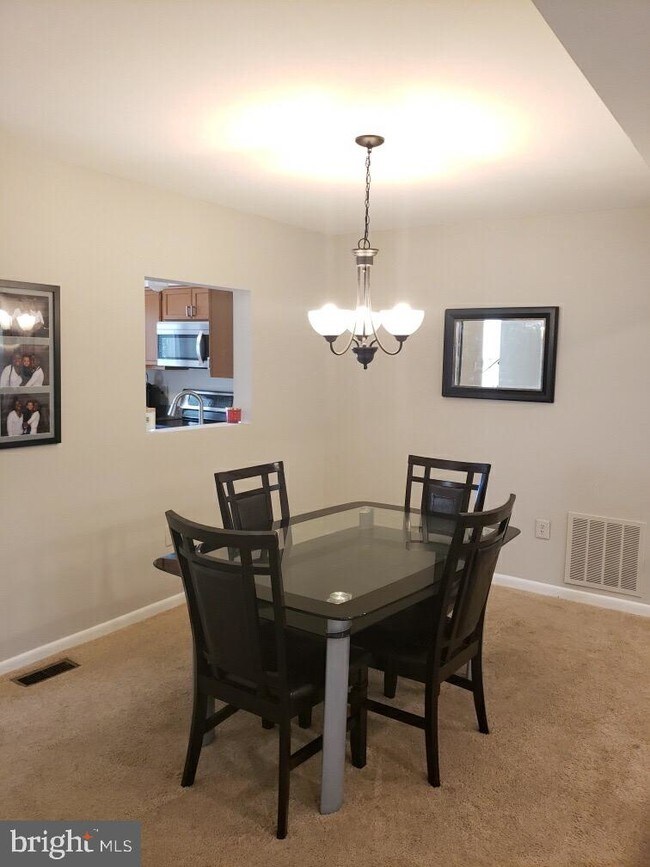 Building Photo - 11101 Weatherburn Pl