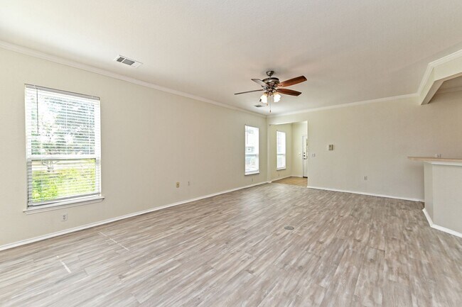 Building Photo - 111 Nassau Cir