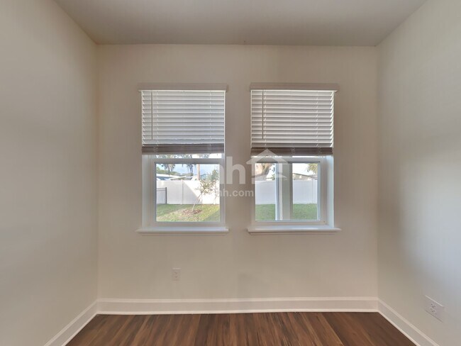 Building Photo - 3180 Bridge Haven Dr