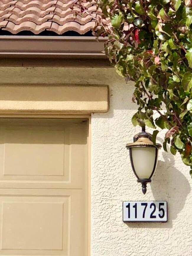 Foto del edificio - 11725 Cervino Dr