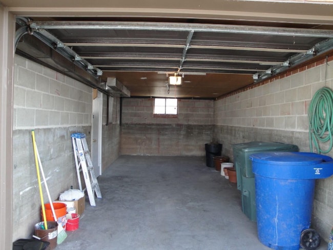 Building Photo - 1777 S 2300 E