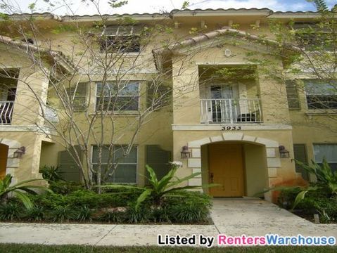 Foto principal - 3933 Monarch Ln