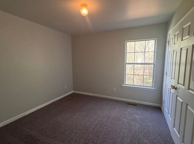 Foto del edificio - 132 Lola St