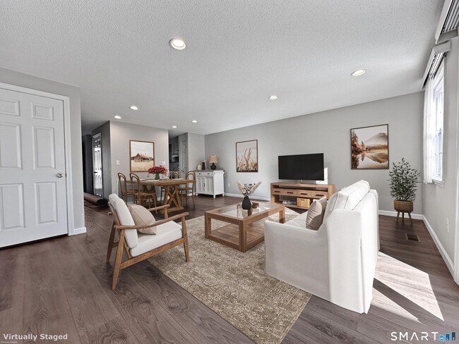 Building Photo - 37 Hubbard Run Dr