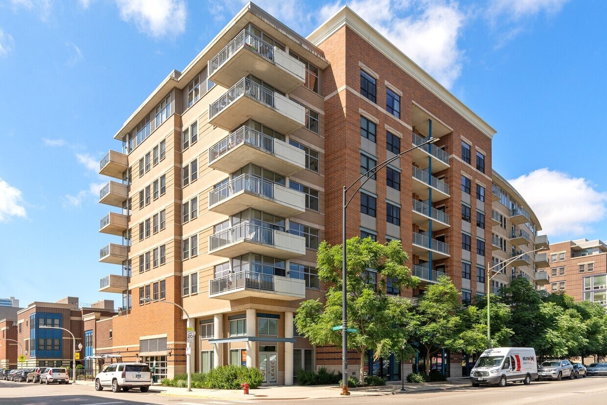 Foto principal - 511 W Division St