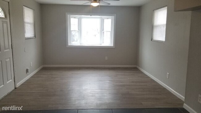Foto del edificio - 2 br, 1.5 bath House - 410 Wood St