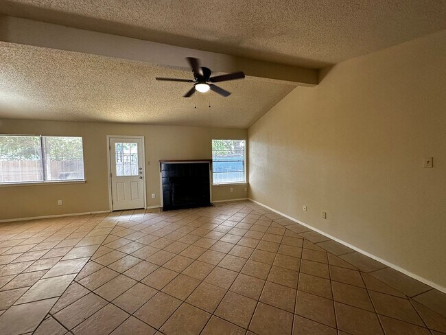 Building Photo - COPPERFIELD SBDV -  78753