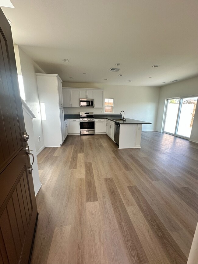 Photo - 114 S Lassen Ave House