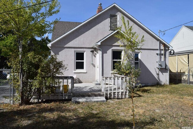 Building Photo - Great Home