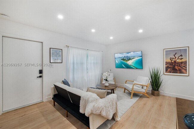 Foto del edificio - 12325 NE 11th Ct