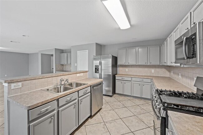 Building Photo - 2514 Gable Hollow Ln