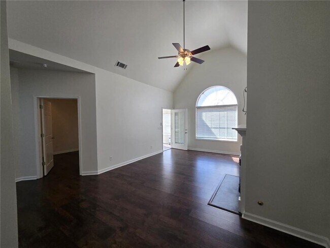 Building Photo - 1556 Settlers Walk Ct
