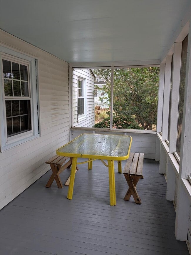 Foto del edificio - 12 Holly St