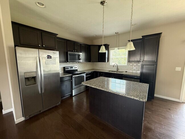 Foto del edificio - 3621 Arbor Pointe Dr