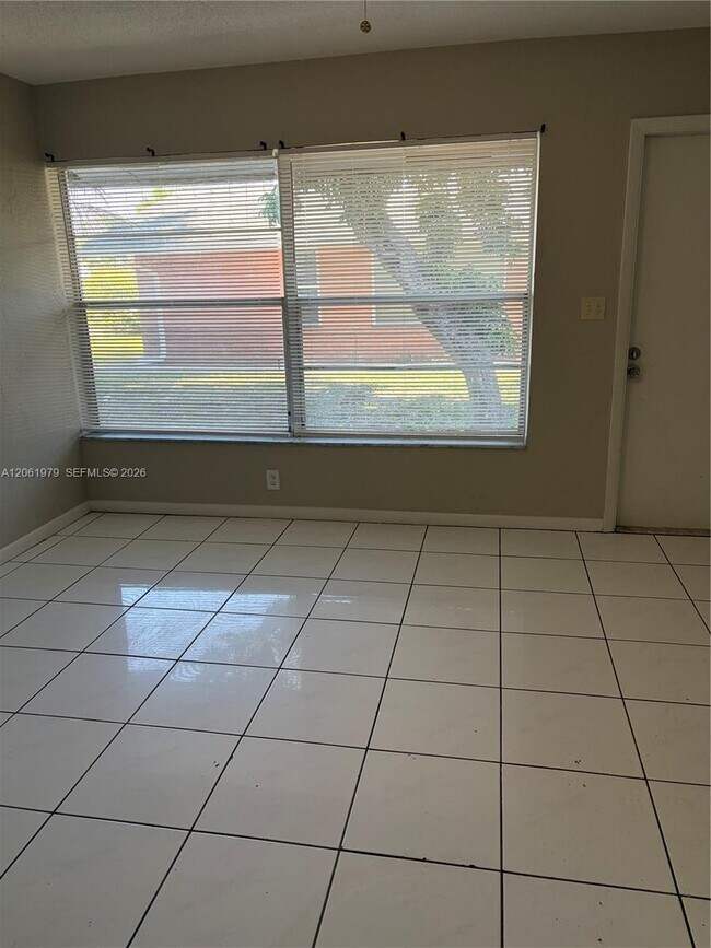 Foto del edificio - 1440 SW 41st Ave
