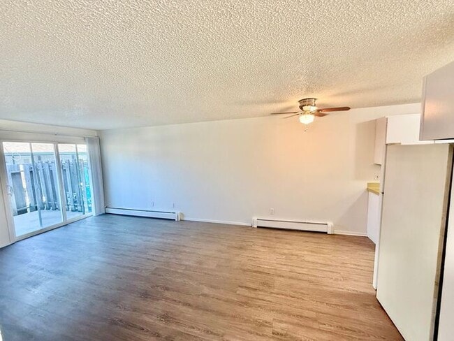 Photo - Updated 2 bedroom apartment in north Loveland! Rent Includes Water/Sewer/Gas/Trash/Common Area El...