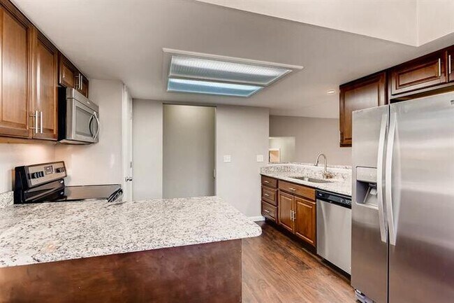 Foto del edificio - 3501 S Halifax Way, Aurora, CO, 80013