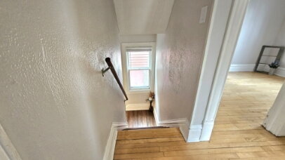 Building Photo - "3-Bed Oasis with Gleaming Hardwood Floors & 2 Full Baths in Prime Minneapolis Location!"
