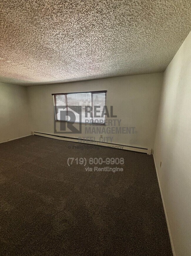 Foto del edificio - 3421 Baltimore Ave