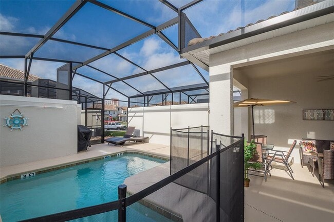 Foto del edificio - 4834 Love Storey Ln