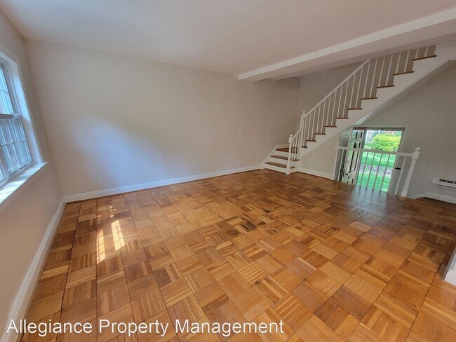 Building Photo - 2 br, 1 bath House - 3472 Gunston Road