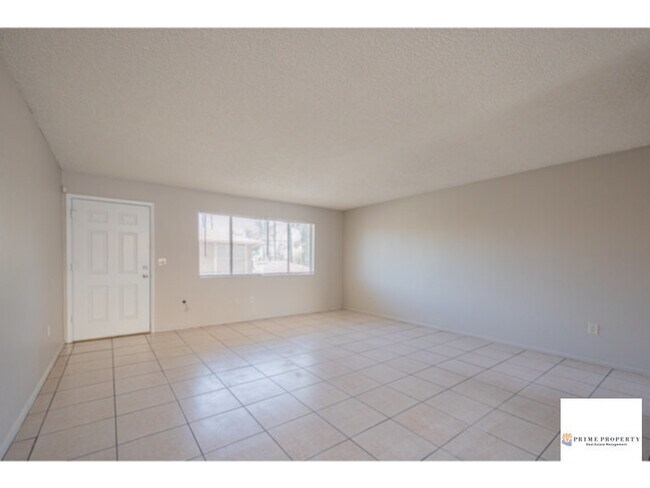 Foto del edificio - Wow! Absolutely gorgeous Phoenix 2/1 condo...