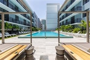 Foto del edificio - 1005 Spring Garden Rd