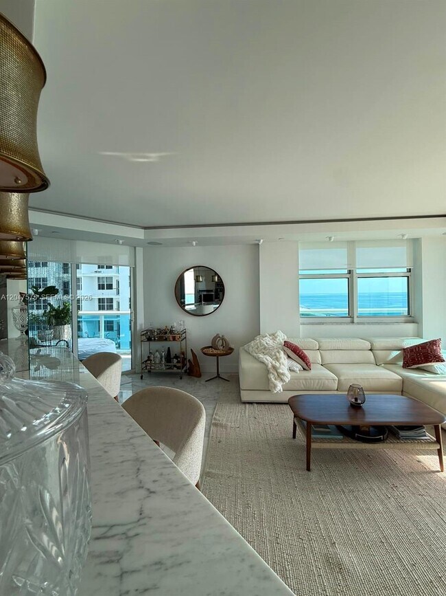Building Photo - 9201 Collins Ave