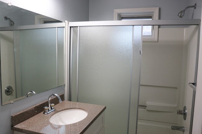 Bath Room - 33 1/2 Bly St
