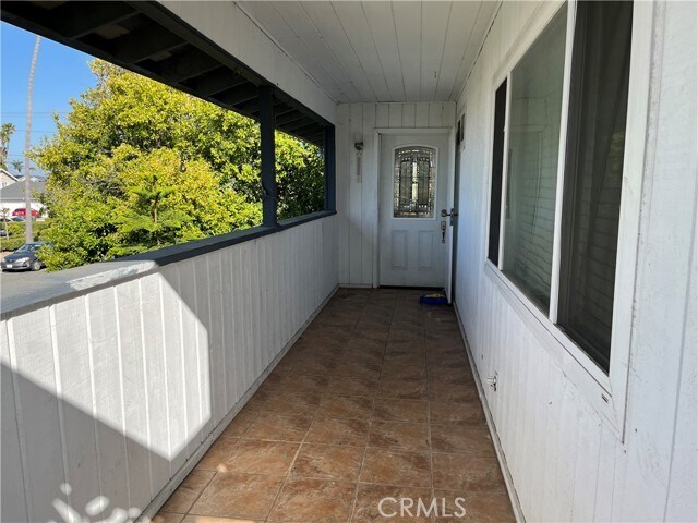 Foto del edificio - 135 Flower St