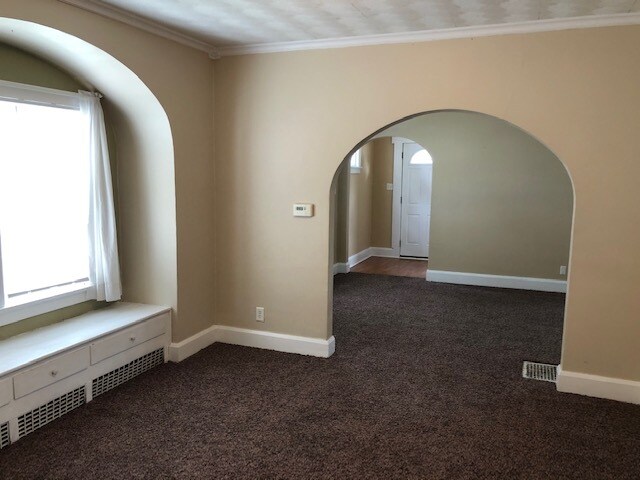 Foto del edificio - 818 N Main St