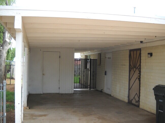 Foto del edificio - Cute House in Town